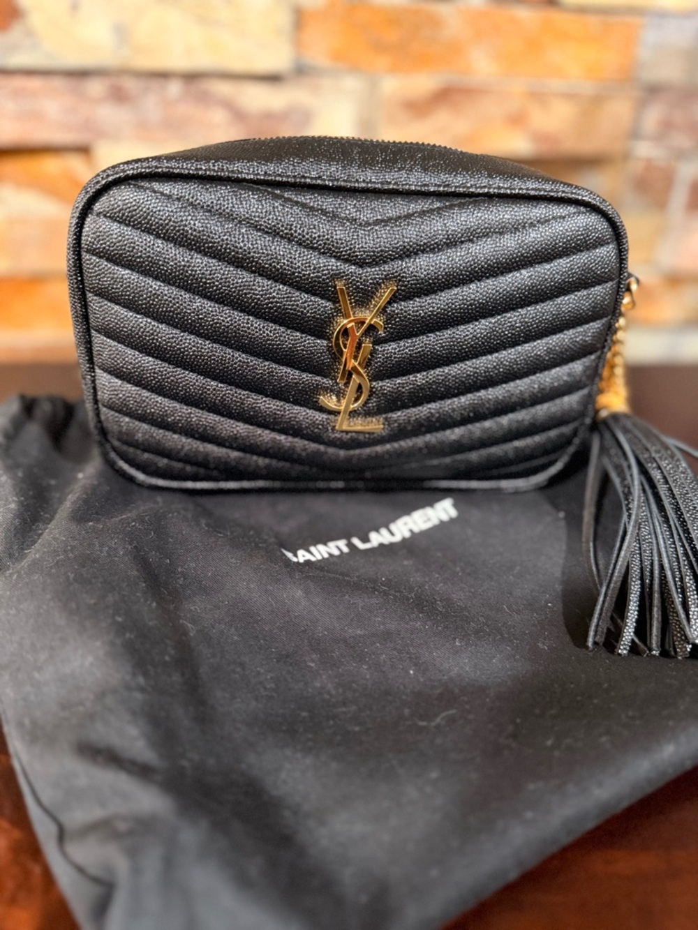 Saint Laurent Black Quilted Camera Crossbody with Gold YSL Logo - Picture 4 of 11